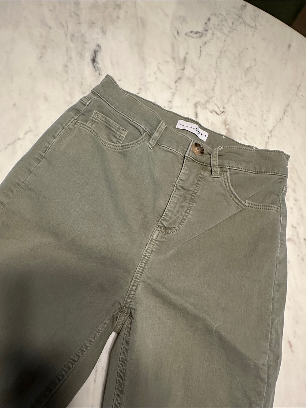 LOFT Olive Green High-Rise Cropped Jeans size 2 - Picture 2 of 10